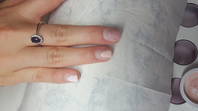 Dela Beauty GmbH, Waisenhausplatz 22 in Bern