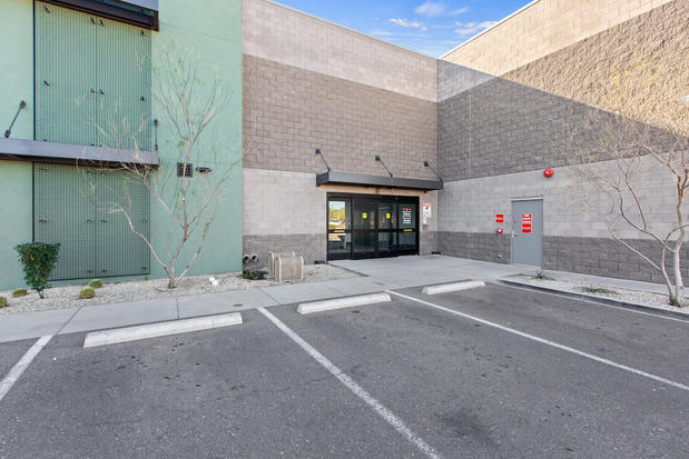 Images US Storage Centers