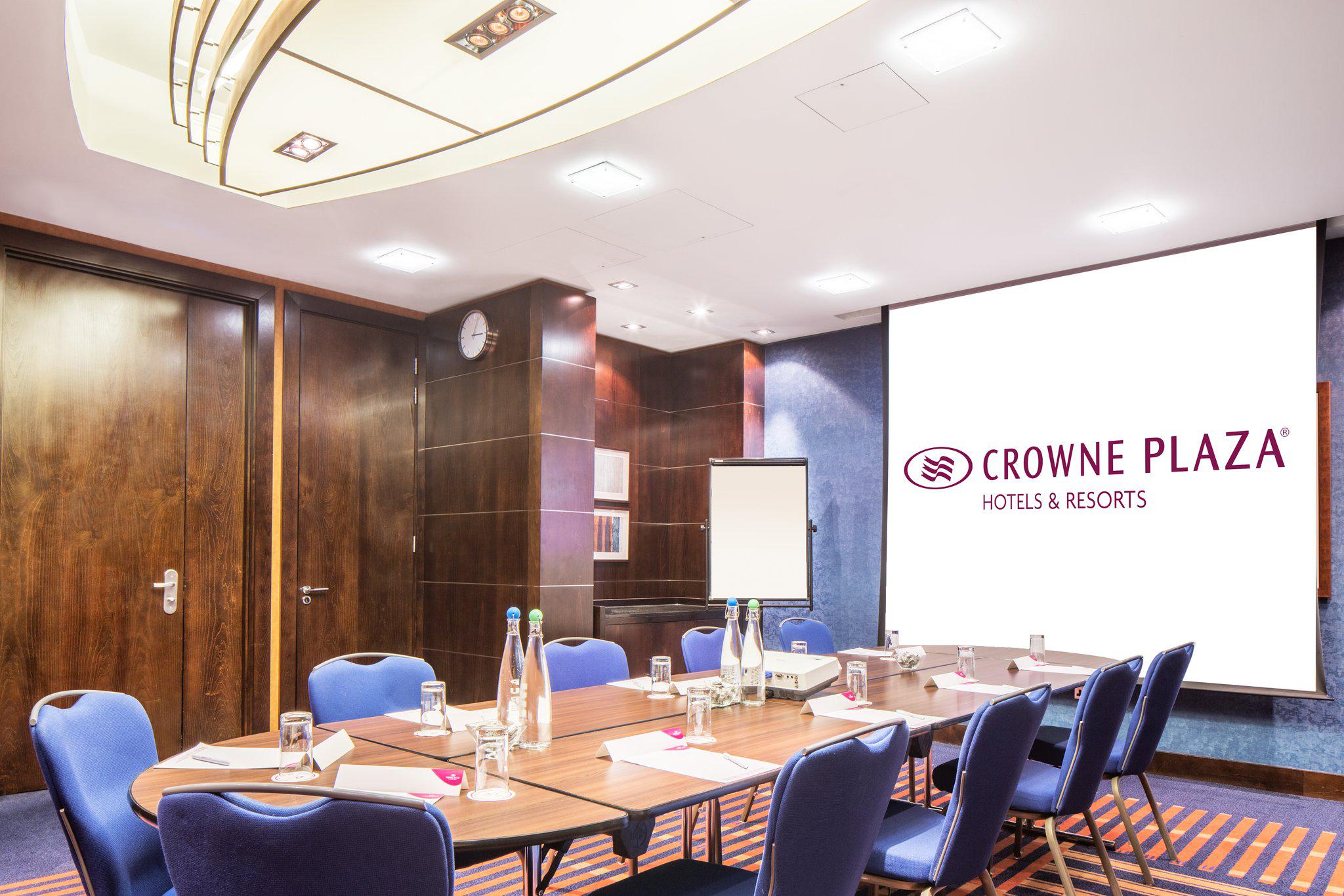 Images Crowne Plaza London - Gatwick Airport, an IHG Hotel