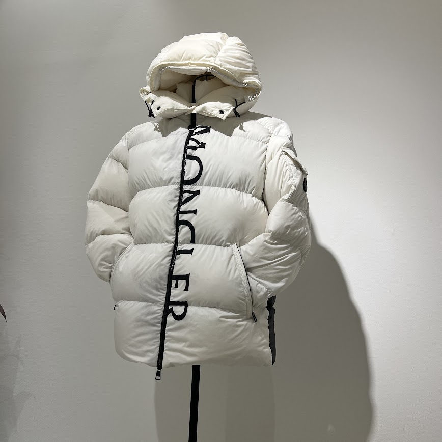 Images KOMEHYO（コメ兵）買取センターリバーウォーク北九州