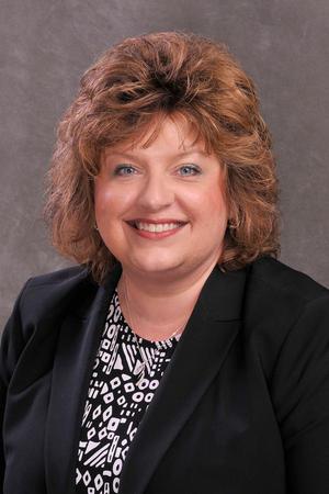Images Edward Jones - Financial Advisor: Michelle M Schaub, AAMS™