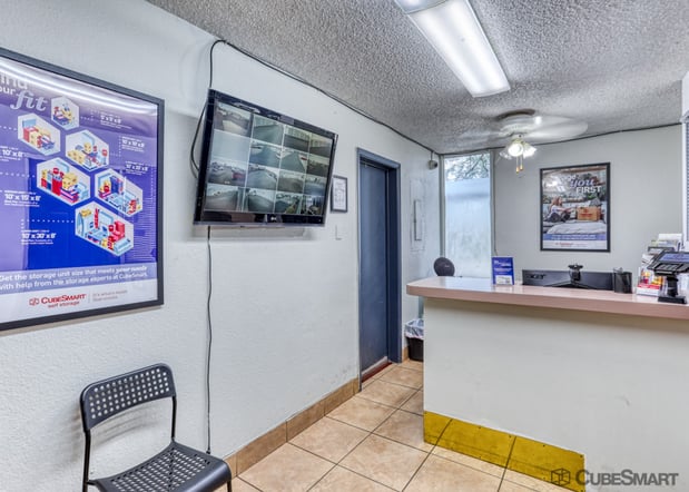 Images CubeSmart Self Storage
