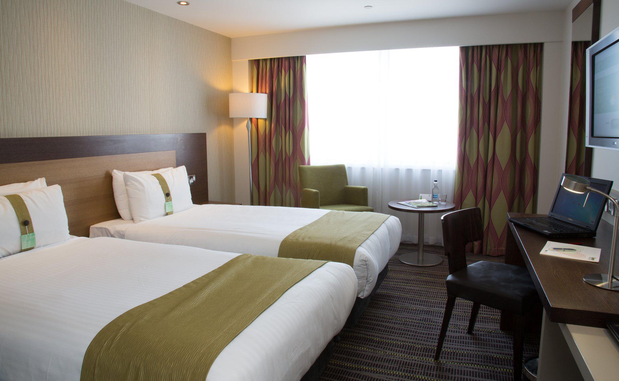 Images Holiday Inn London - Wembley, an IHG Hotel