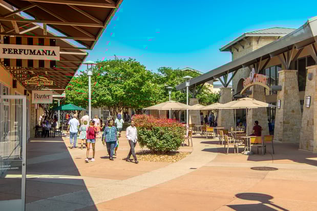 Images Round Rock Premium Outlets