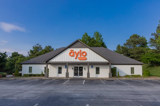 Images Liliana Llopart-Herrera, MD