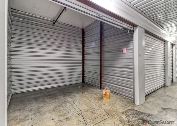 Images CubeSmart Self Storage