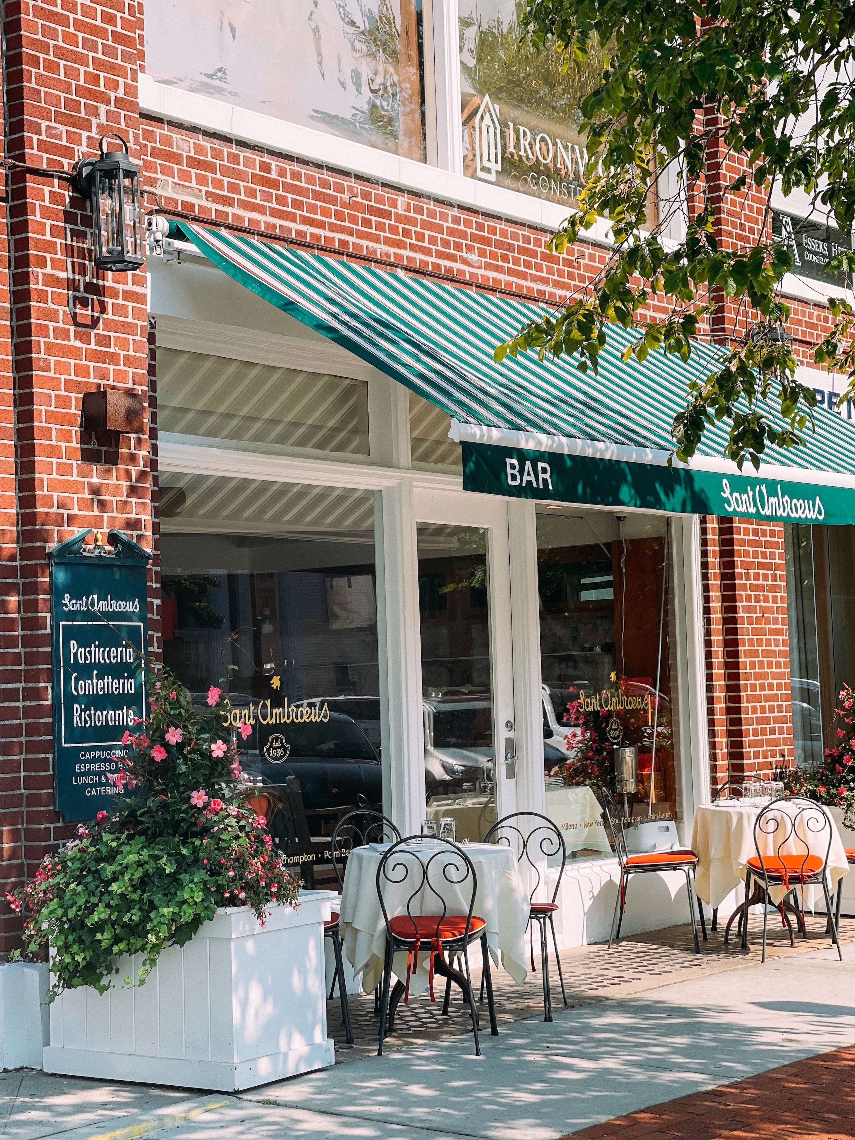 Sant Ambroeus Southampton