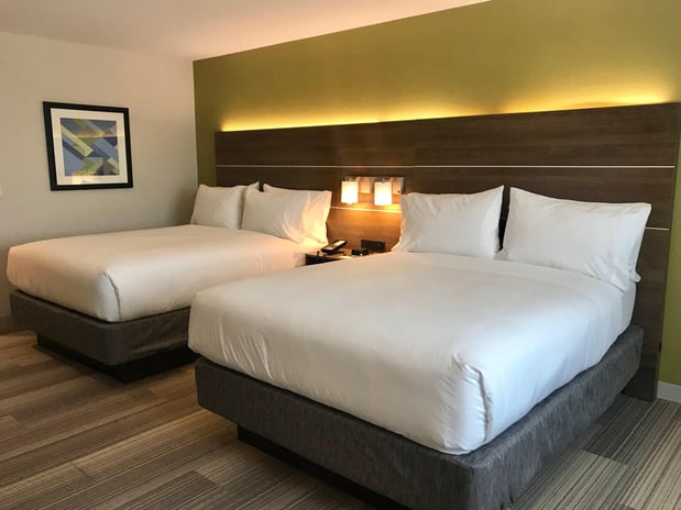 Images Holiday Inn Express & Suites Pasadena - Los Angeles by IHG