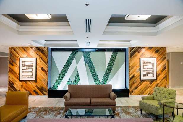 Images Embassy Suites by Hilton Lexington Green