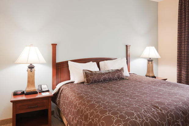 Images Staybridge Suites Lafayette-Airport by IHG