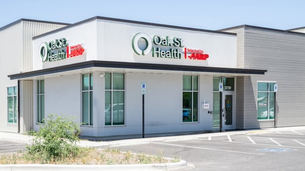Images Oak Street Health Colonia Primary Care Clinic