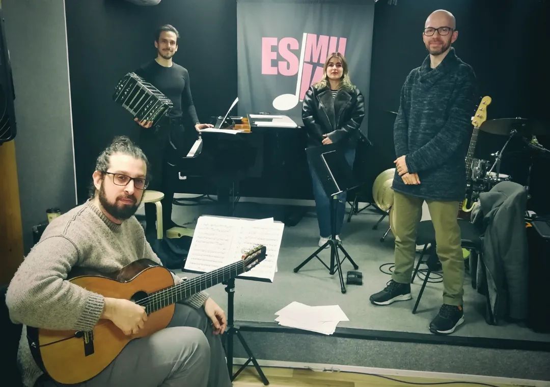 Images Esmuva: Escuela De Música