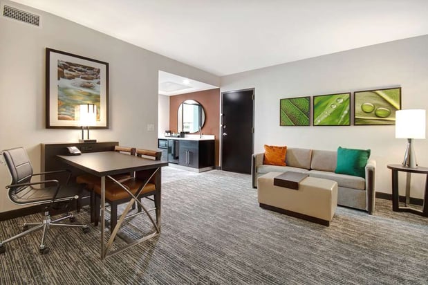 Images Embassy Suites by Hilton Alpharetta Halcyon