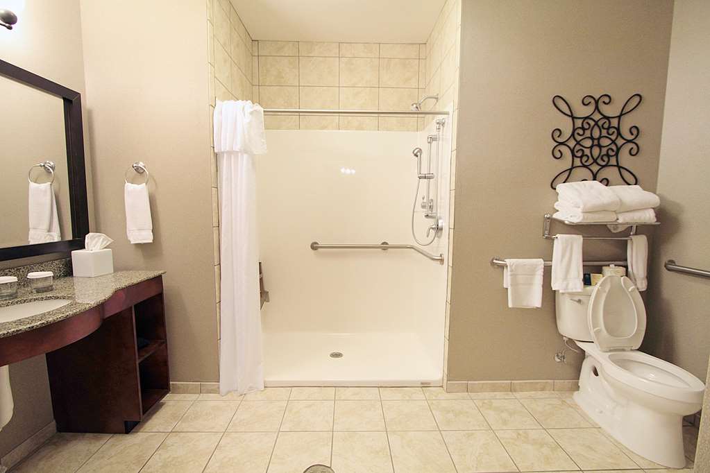 Guest room bath Homewood Suites by Hilton Bloomington Bloomington (812)323-0500