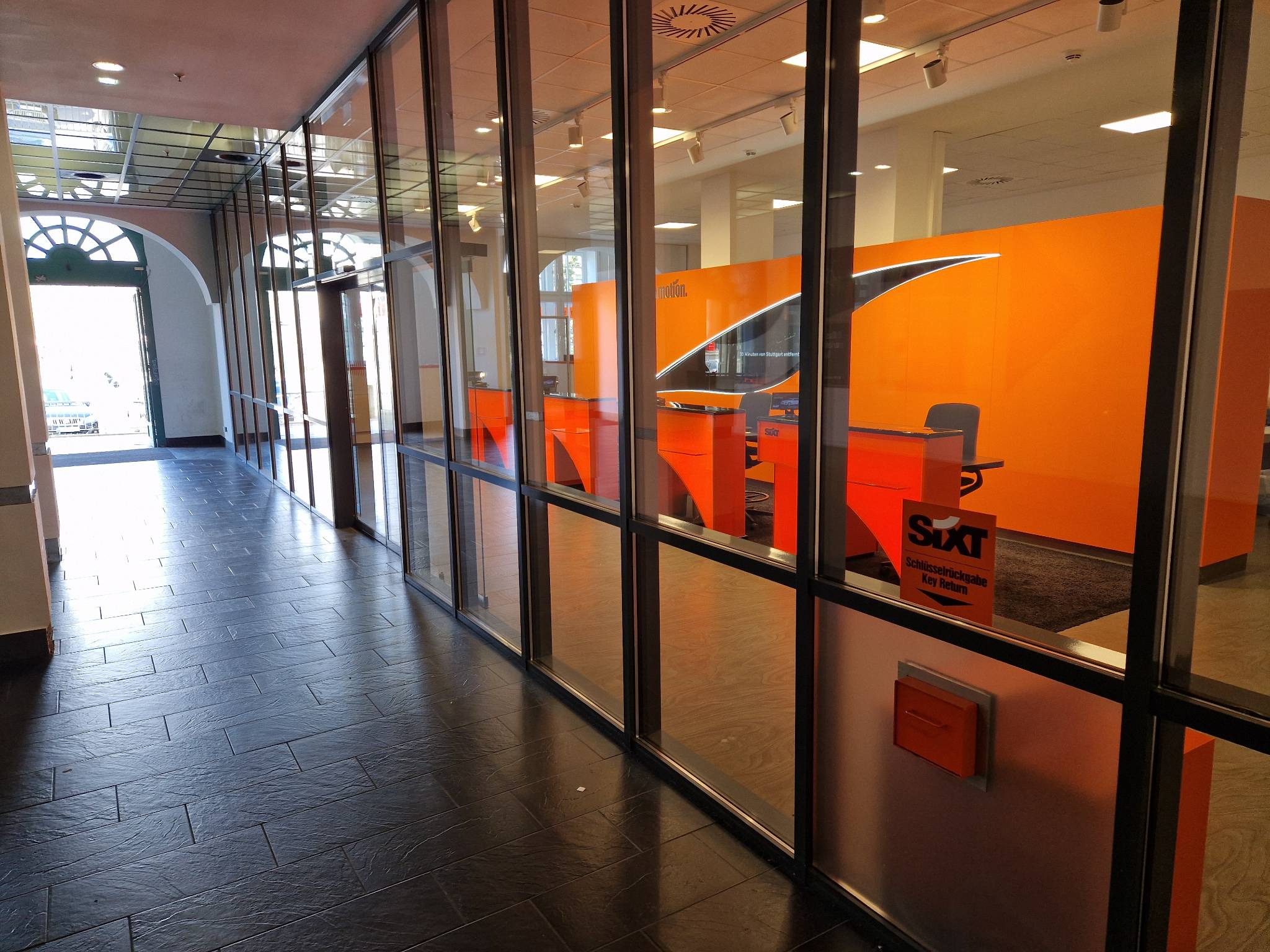 SIXT Autovermietung Bremen Hauptbahnhof, An der Weide 50a in Bremen