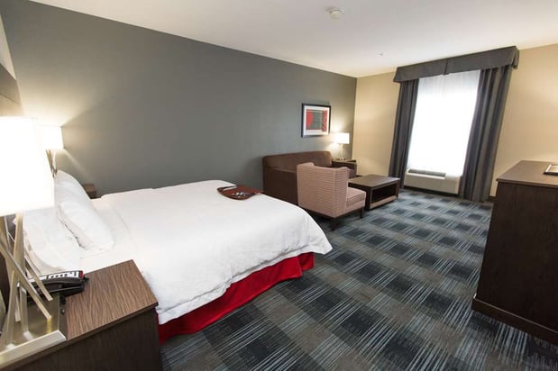 Images Hampton Inn & Suites Oklahoma City Airport