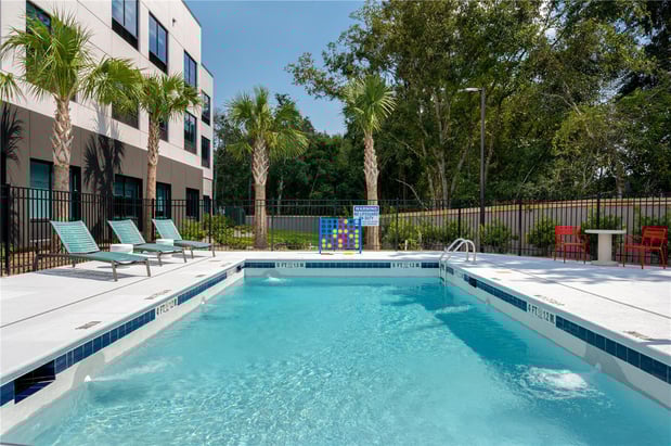 Images Tru by Hilton Brunswick