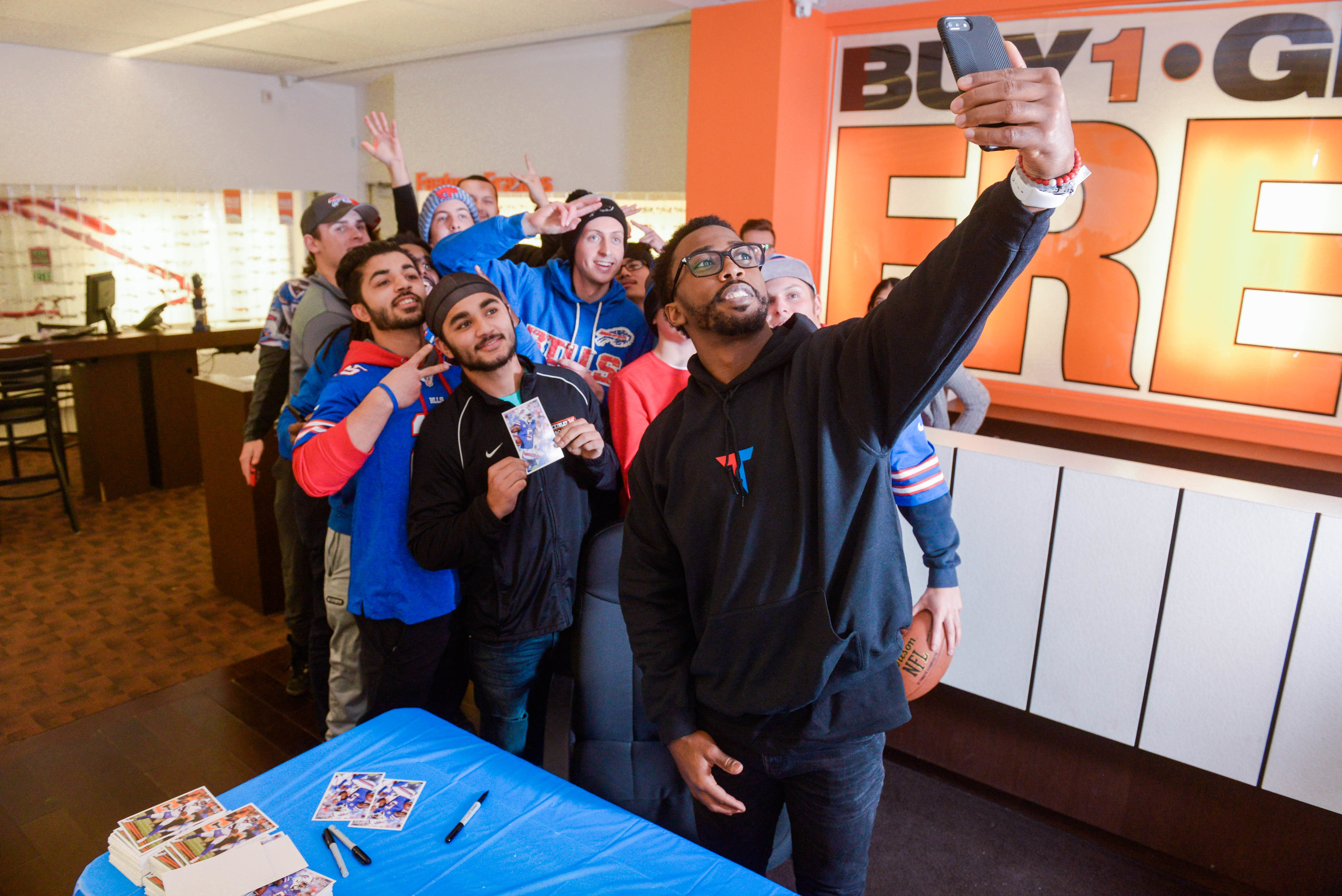 QB Tyrod Taylor visits My Eyelab Tonawanda during his stint with the Buffalo Bills