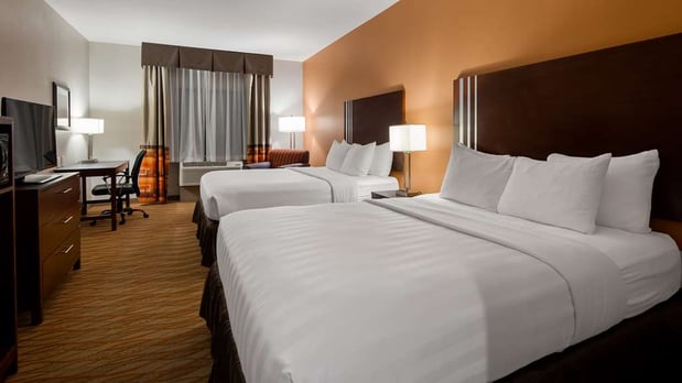 Images Best Western Plus Spring Inn & Suites