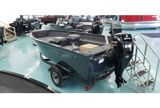 Staples Sports Lincoln Image