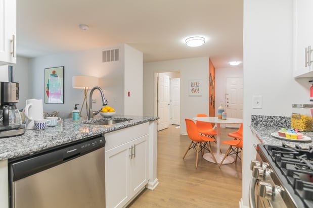 Images Eagle Rock Apartments at Freehold