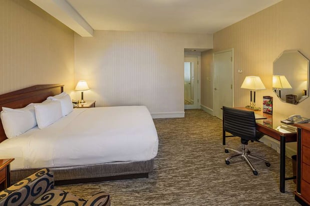 Images Hilton Cincinnati Netherland Plaza