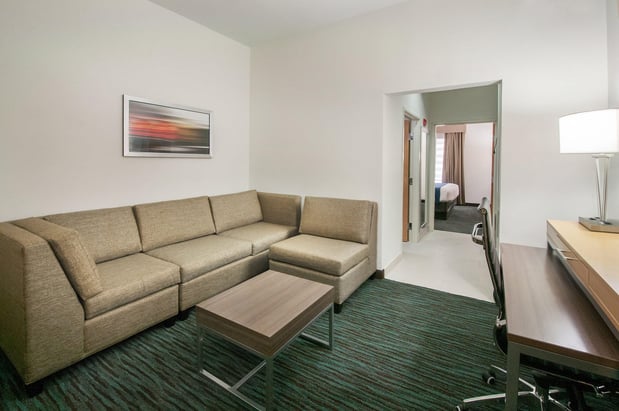 Images Holiday Inn Express & Suites San Antonio Rivercenter Area by IHG