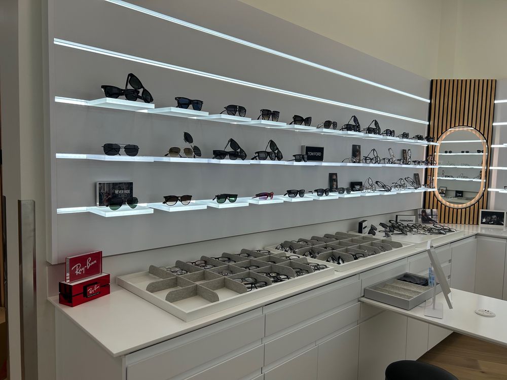 designer glasses in Glendale, CA at 2 See Optometry