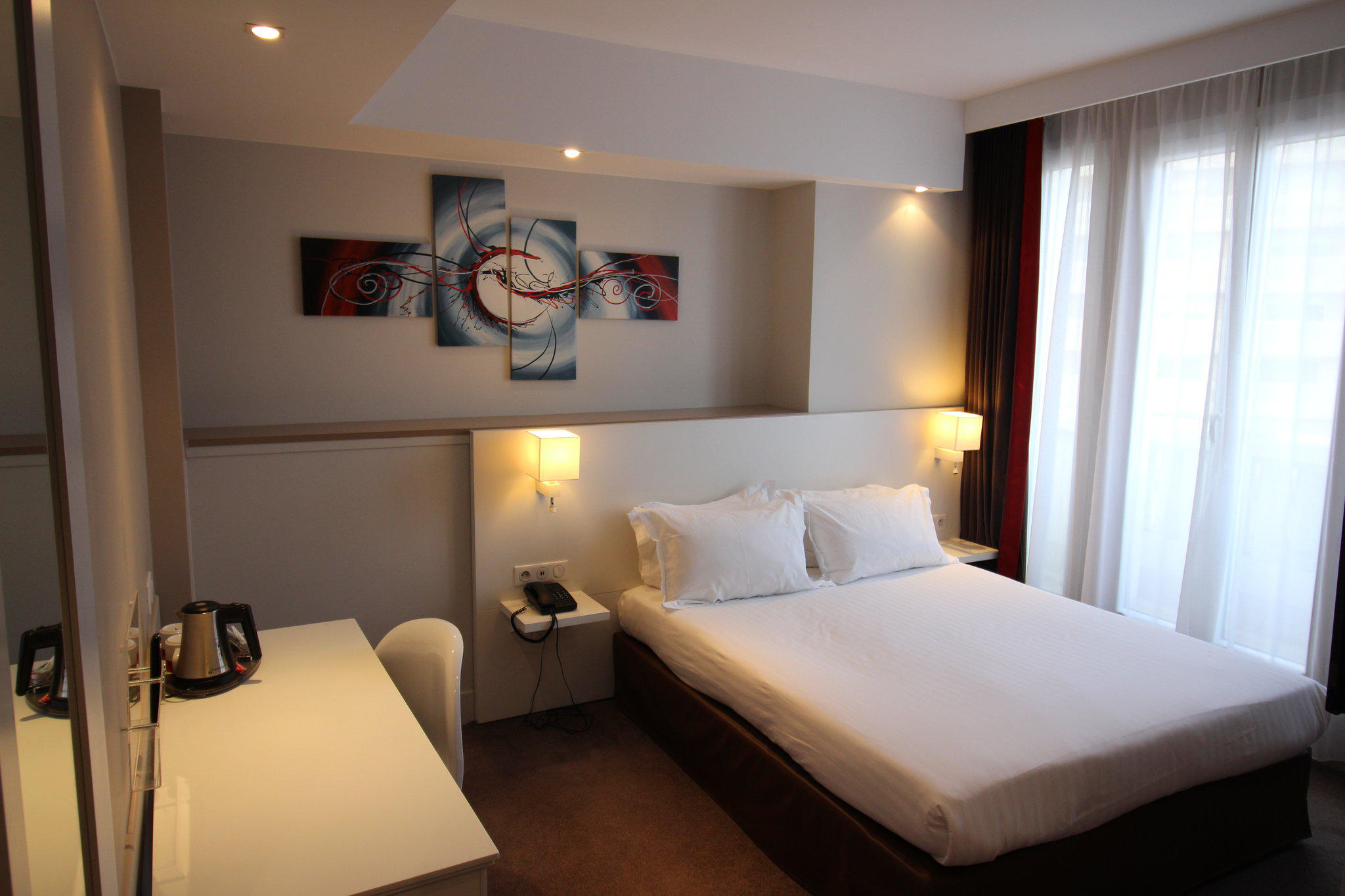 Images Holiday Inn Paris - Auteuil, an IHG Hotel