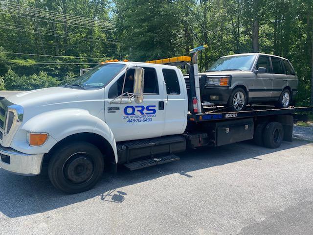 Quality Roadside Service and Towing Photo