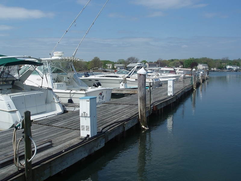 Images Stoneham Boat Center Inc