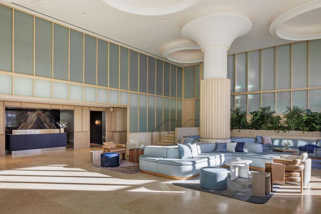 The Morrow Washington DC, Curio Collection by Hilton