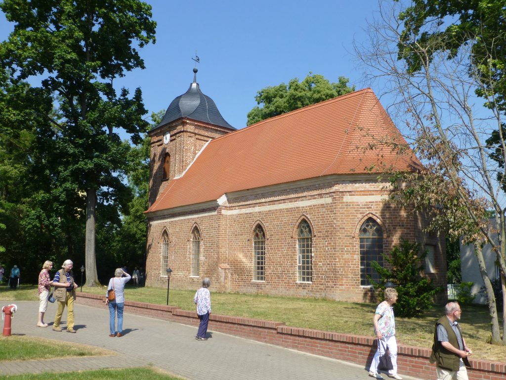 Kirche Selbelang - Pfarrsprengel Retzow, St.-Nikolai-Kirche in Paulinenaue