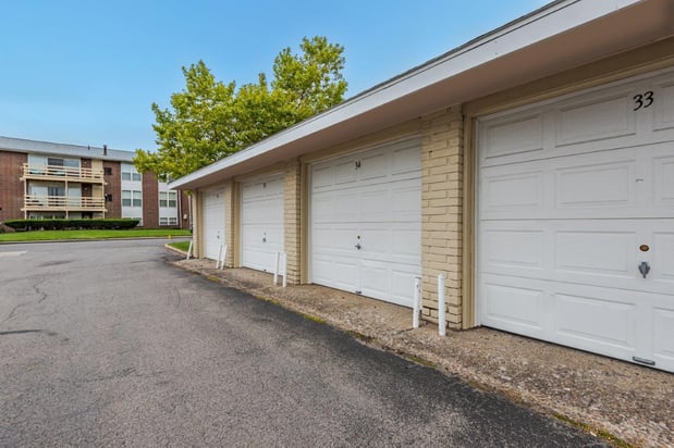 Images Hillcrest Village Apartment Homes