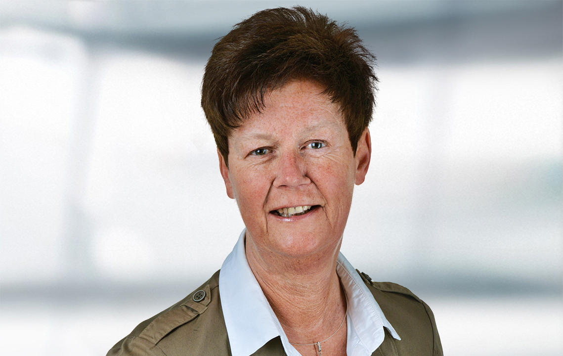 Itzehoer Versicherungen: Karen Lüthge, Hüttenkoppel 6 in Osterby