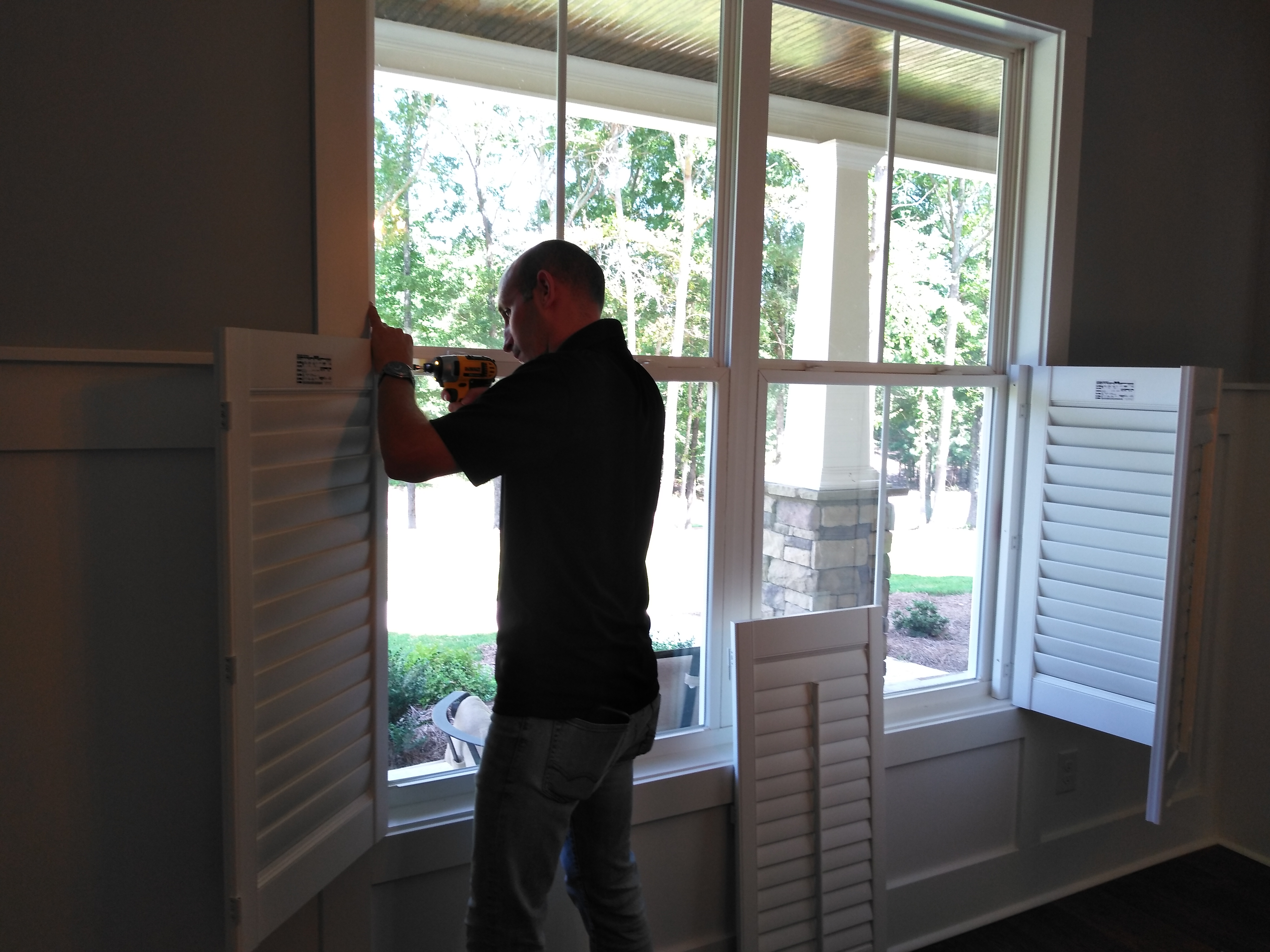 Our professional installers do all the hard work putting your beautiful new window treatments into place. While the DIY approach may save you money on the short-term, wouldn’t you like the security of knowing it has all been done right? Right measurements and  an expert installation - peace of mind