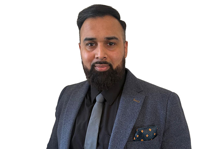 Irfan Uddin, Ophthalmic Director in our Barnsley store