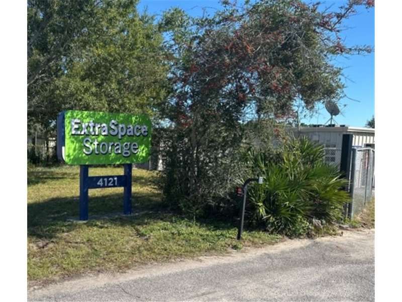 Beauty Image - Extra Space Storage at 4121 Gulf Breeze Pkwy, Gulf Breeze, FL 32563