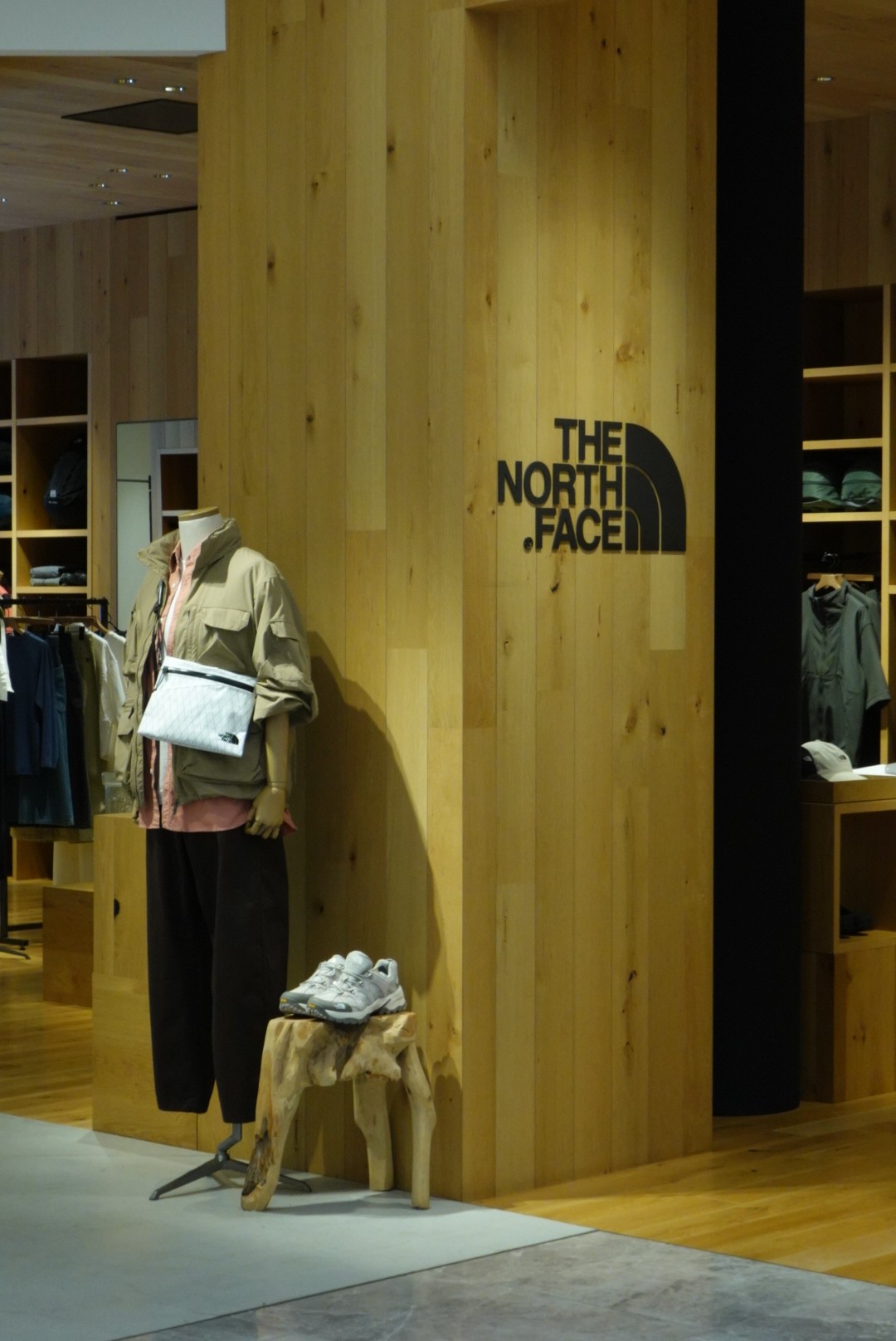Images THE NORTH FACE UNLIMITED (ザ・ノース・フェイス アンリミテッド) 心斎橋PARCO