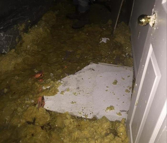 Broken water line causes ceiling colapse