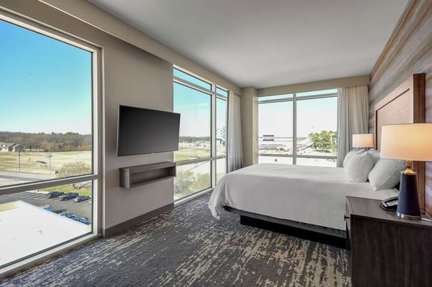 Images Embassy Suites by Hilton Jonesboro Red Wolf Convention Center