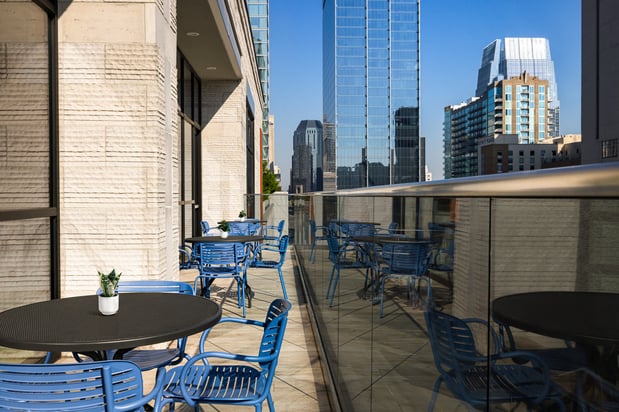 Images Holiday Inn & Suites Nashville Downtown - Broadway by IHG