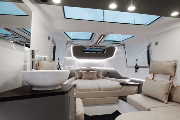 Images SeaEO Luxury Boat Charters