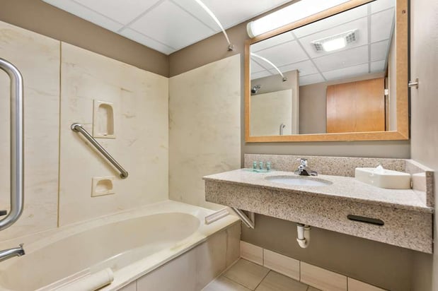 Images Best Western West Towne Suites