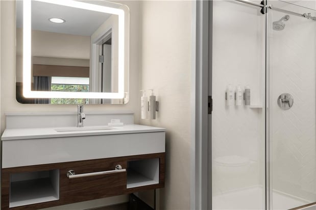 Images Hampton Inn & Suites Newport/Middletown