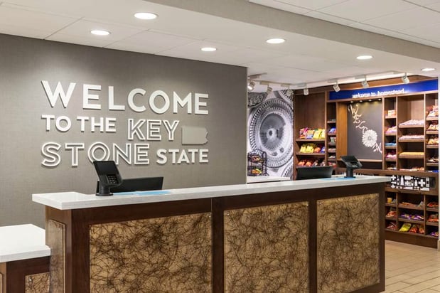 Images Hampton Inn & Suites Pittsburgh/Waterfront-West Homestead