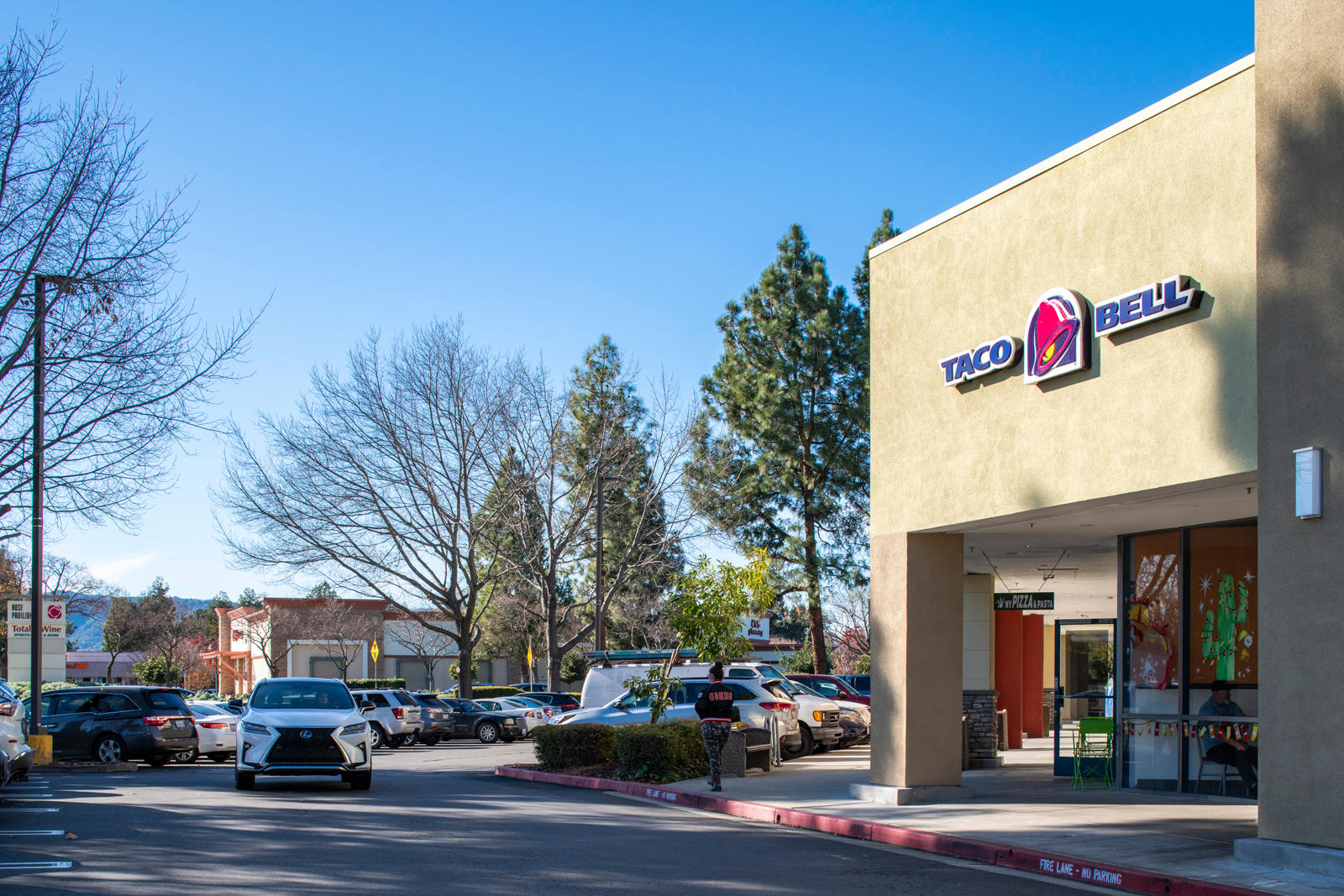 Taco Bell at Rose Pavilion Shopping Center