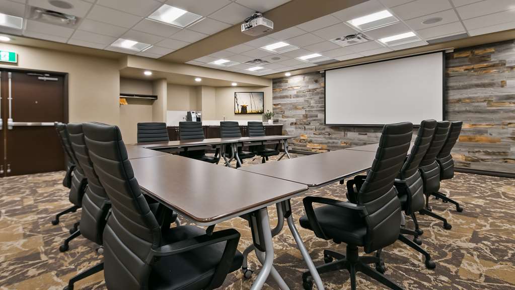Images Best Western Plus Lacombe Inn & Suites