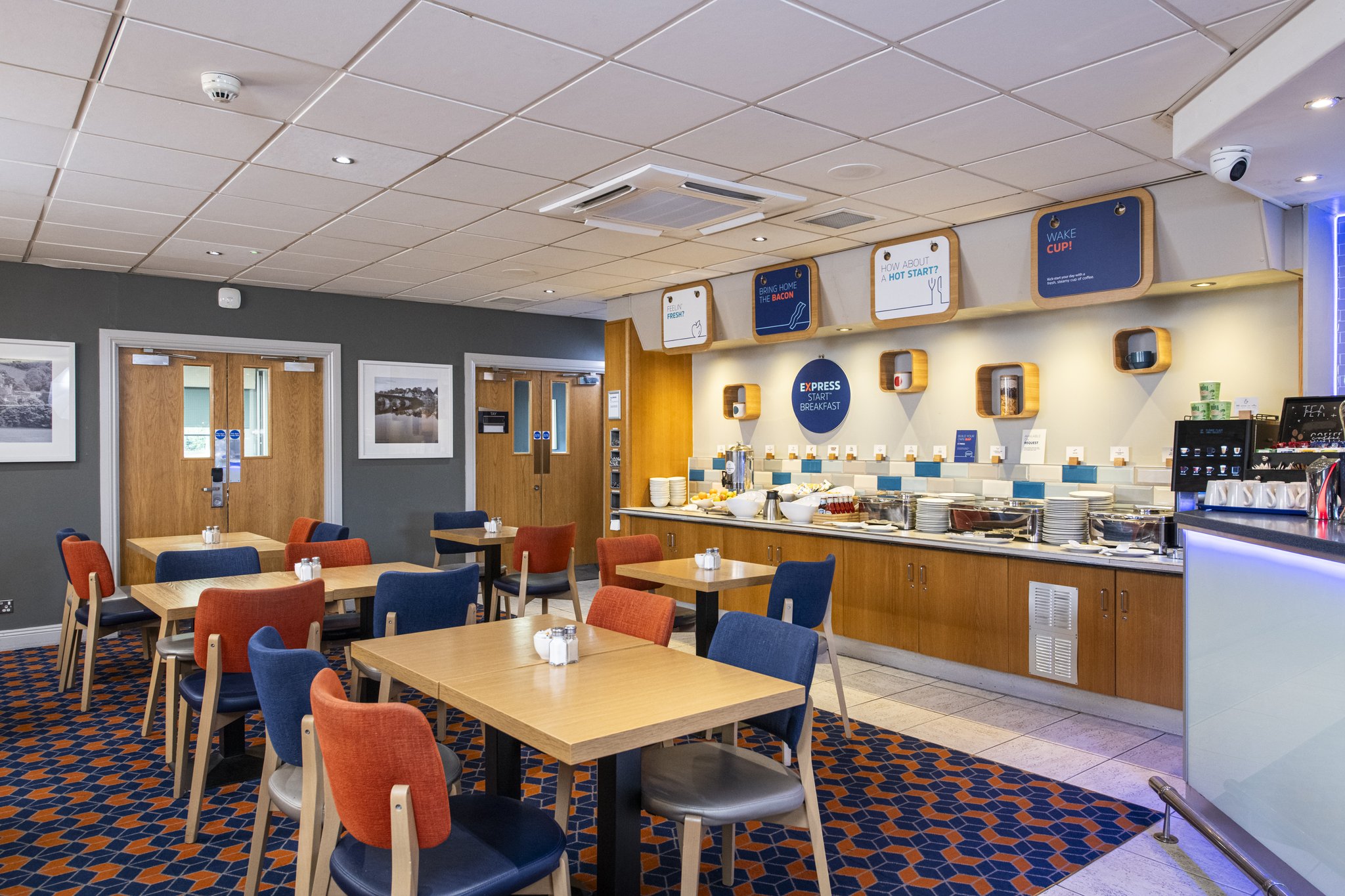 Images Holiday Inn Express Perth by IHG