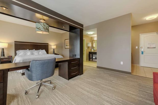 Images Hampton Inn Alamosa, CO